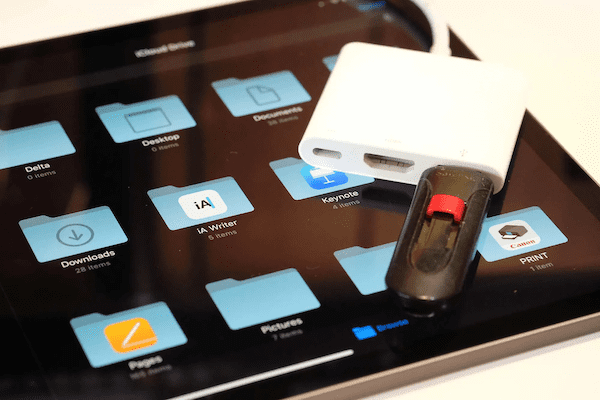 Move Files from iPad to iPad via External Storage